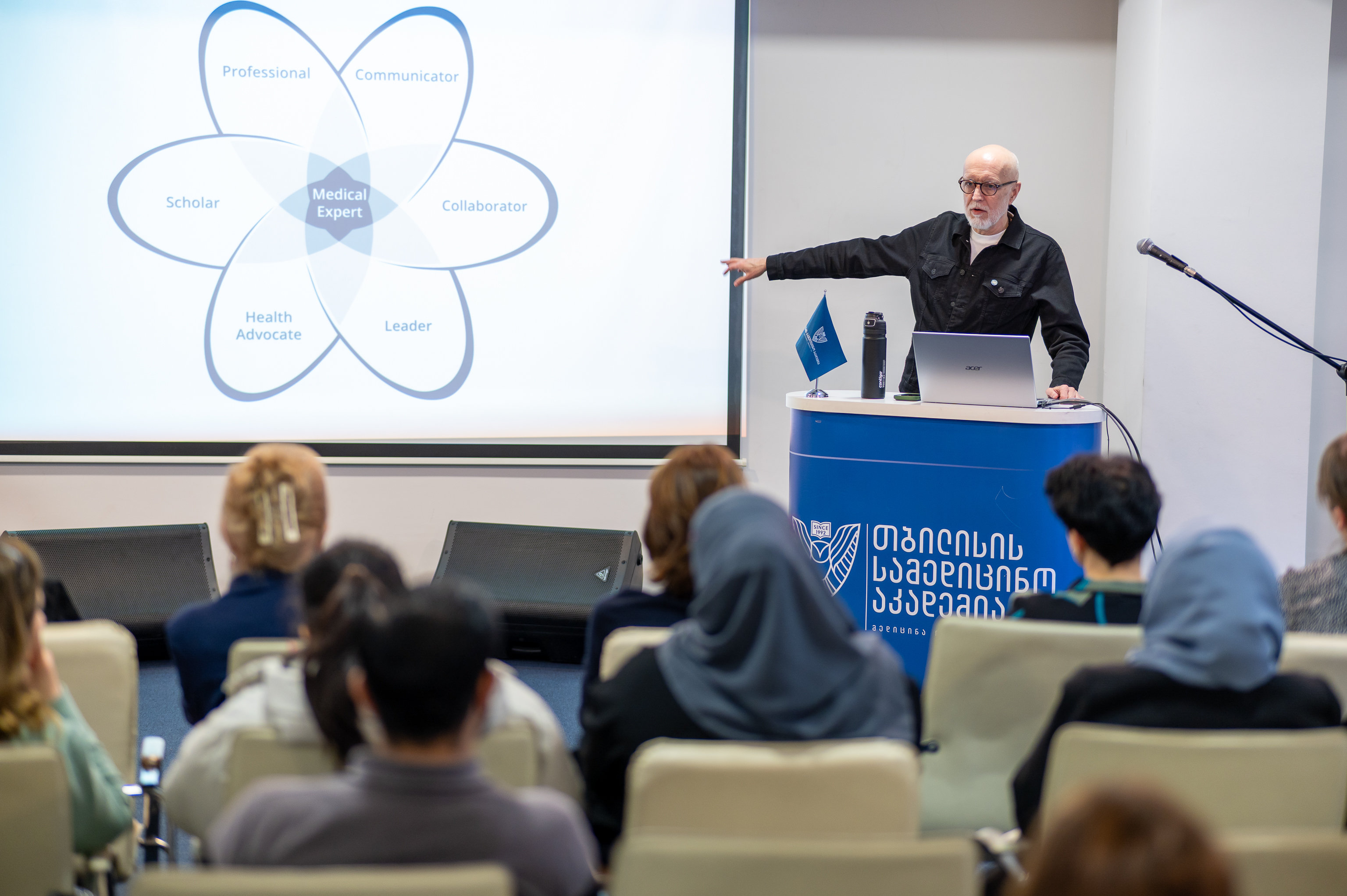 პოლონეთის დელეგაცია თსა-ში